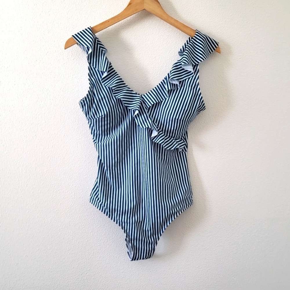 Striped Ruffle Trim One Piece Swimsuit (Dark Green) sz L